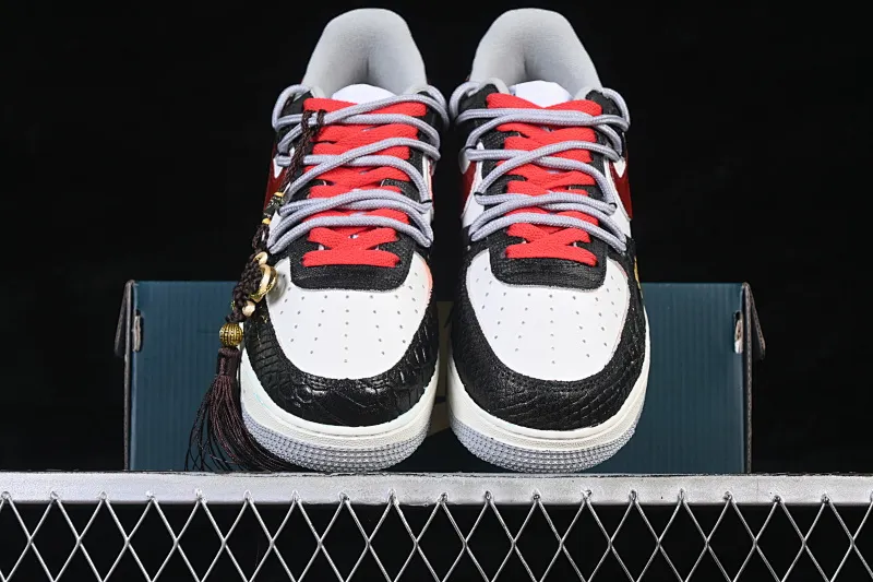 All categories Nk Air Force 1 Air Force series Nk Air Force 1 Low Air Force low-top Nike Air Force 1'07 Low "Ink Pattern Fortune" Hand-painted graffiti Year of the Horse Chinese style limited edition Air Force 1 low-top casual sneakers DX2697-111